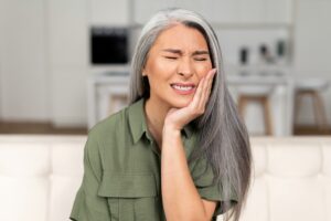 Fast Relief With Emergency Dental Extractions Near Me